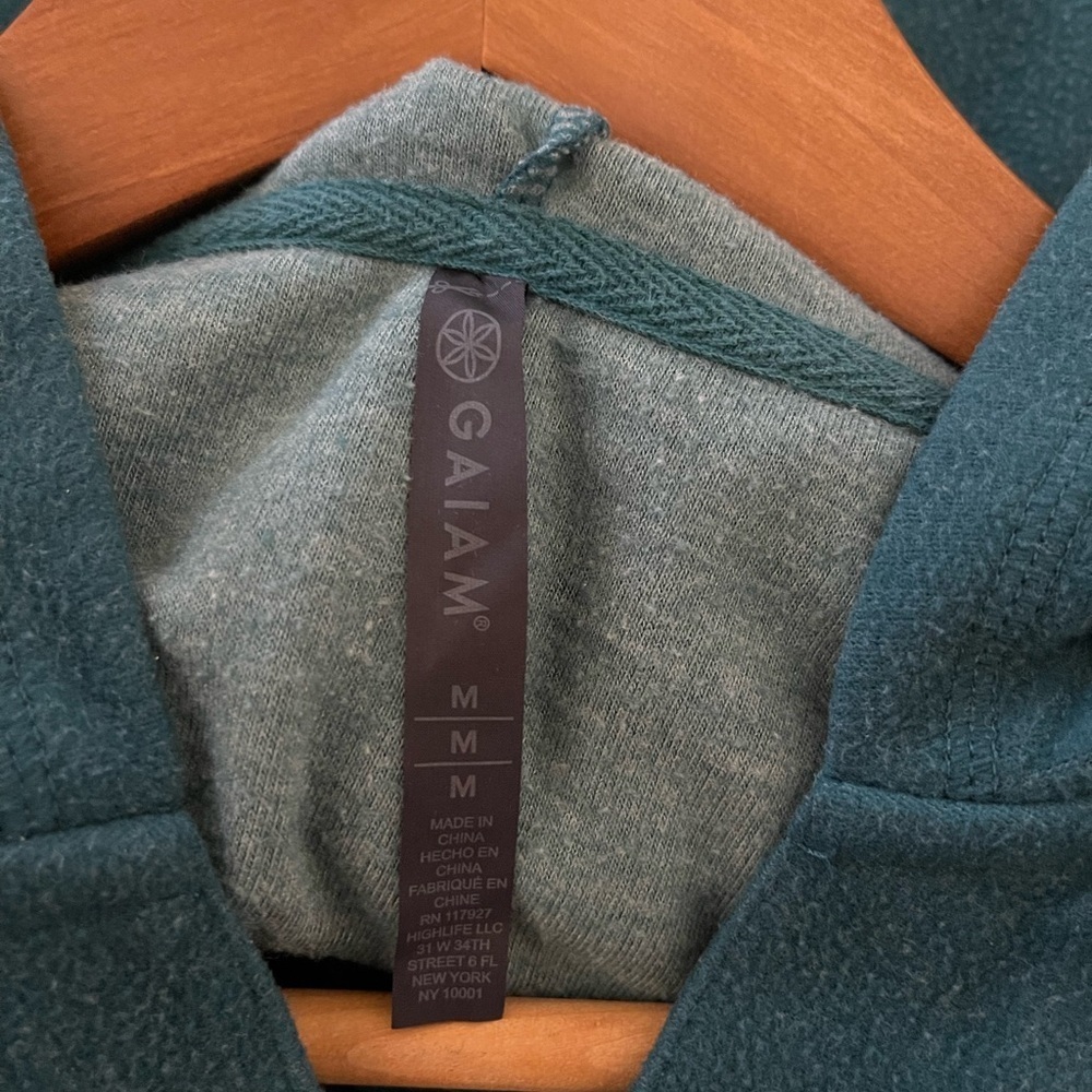 Women’s GAIAM Teal fleece style Hooded long sleeve sweatshirt Size Medium - Picture 3 of 3